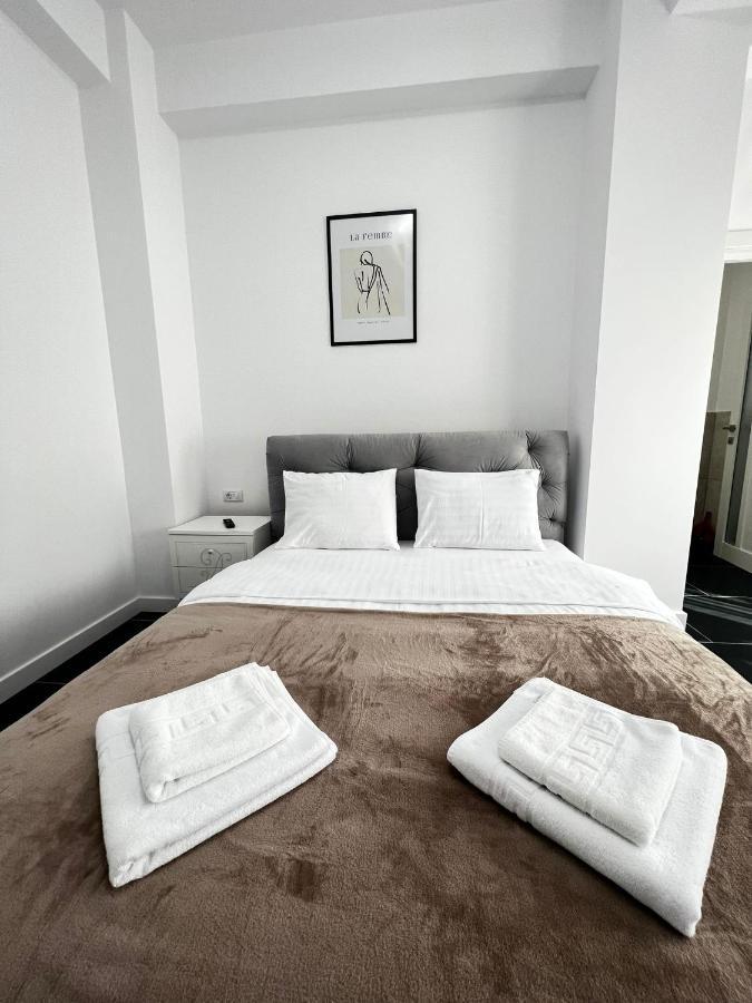 Marvellous Aparthotel With Master Apartments Σουκεάβα Εξωτερικό φωτογραφία