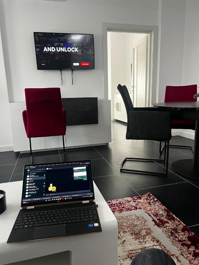 Marvellous Aparthotel With Master Apartments Σουκεάβα Εξωτερικό φωτογραφία