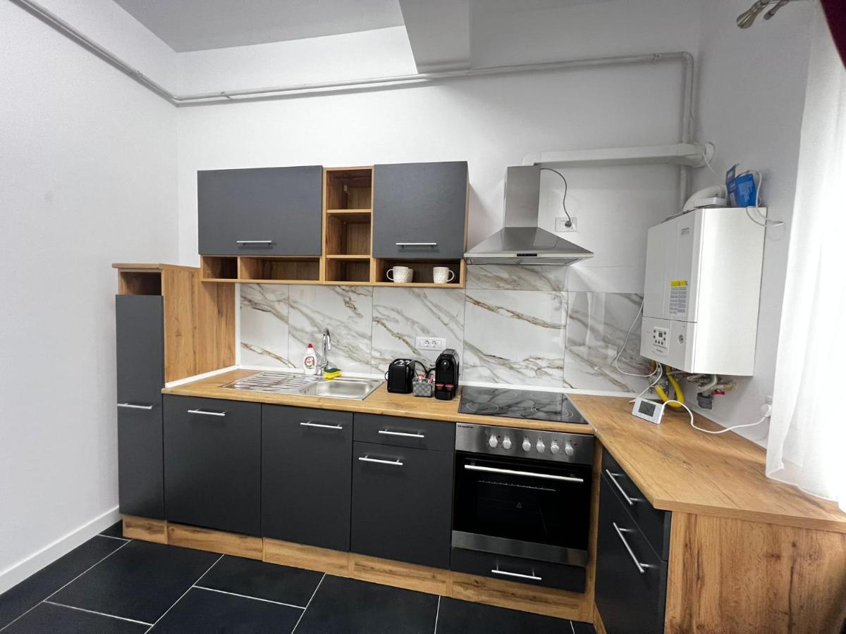 Marvellous Aparthotel With Master Apartments Σουκεάβα Εξωτερικό φωτογραφία
