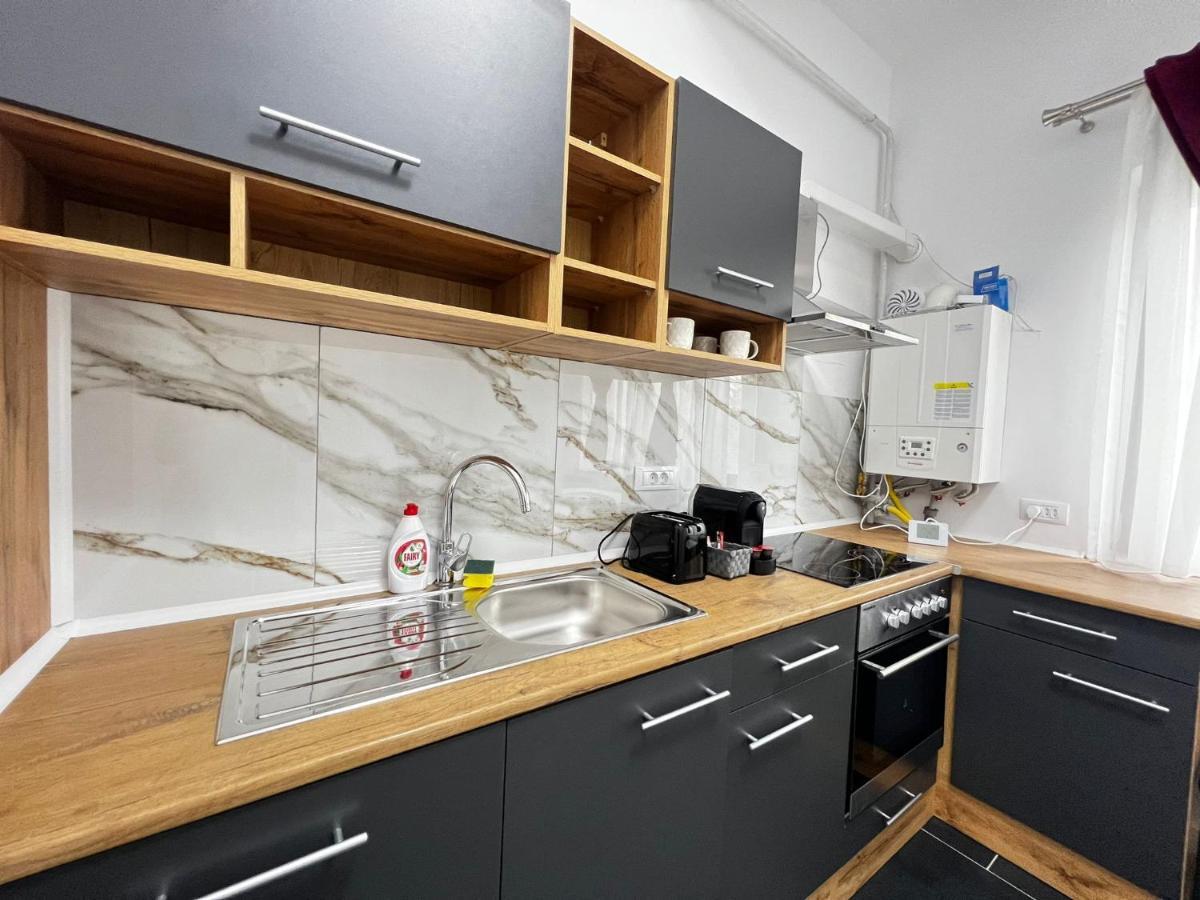 Marvellous Aparthotel With Master Apartments Σουκεάβα Εξωτερικό φωτογραφία