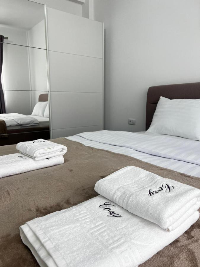 Marvellous Aparthotel With Master Apartments Σουκεάβα Εξωτερικό φωτογραφία