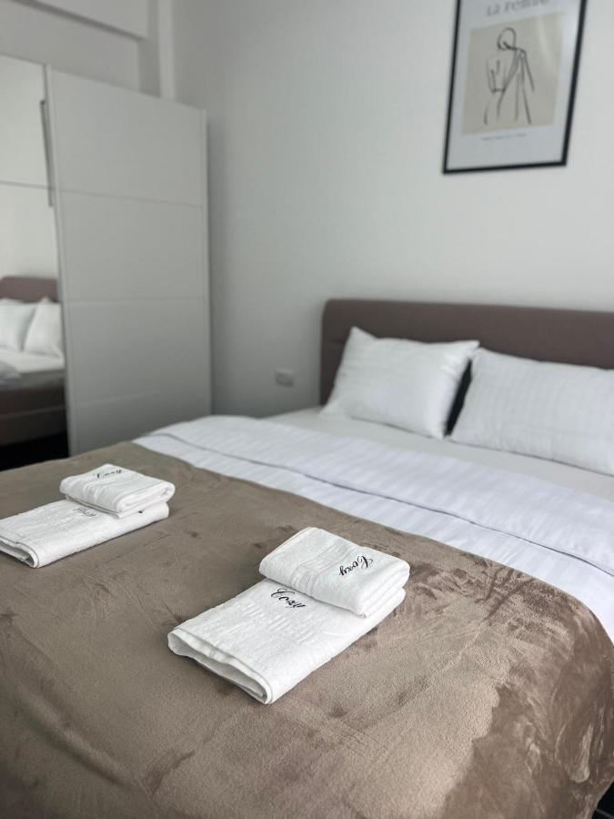 Marvellous Aparthotel With Master Apartments Σουκεάβα Εξωτερικό φωτογραφία