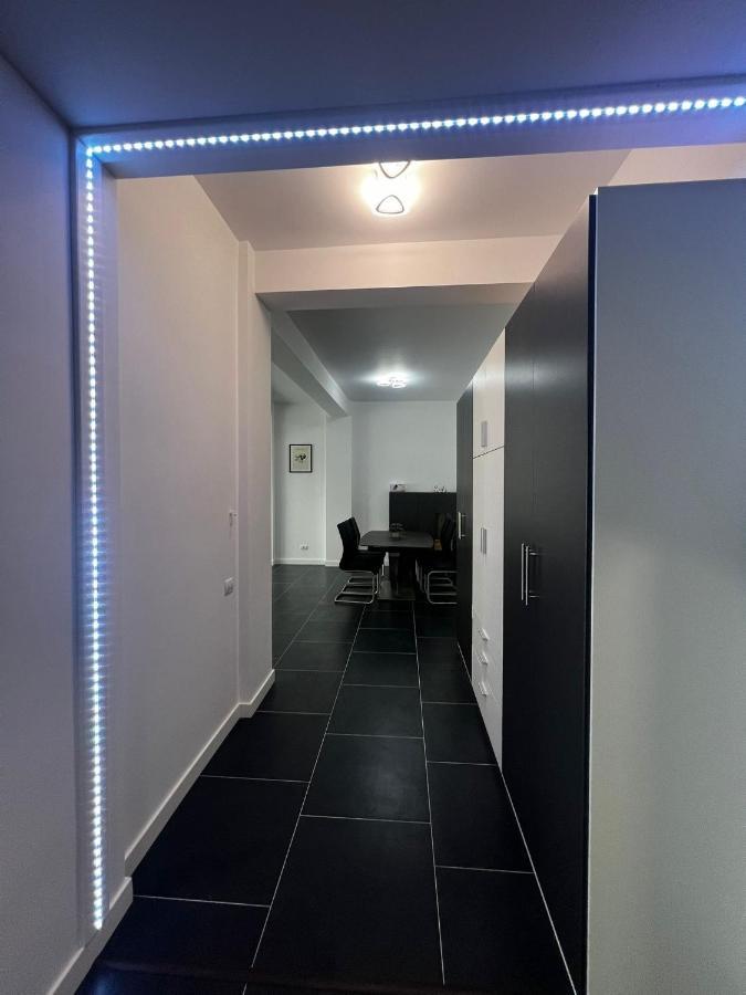Marvellous Aparthotel With Master Apartments Σουκεάβα Εξωτερικό φωτογραφία