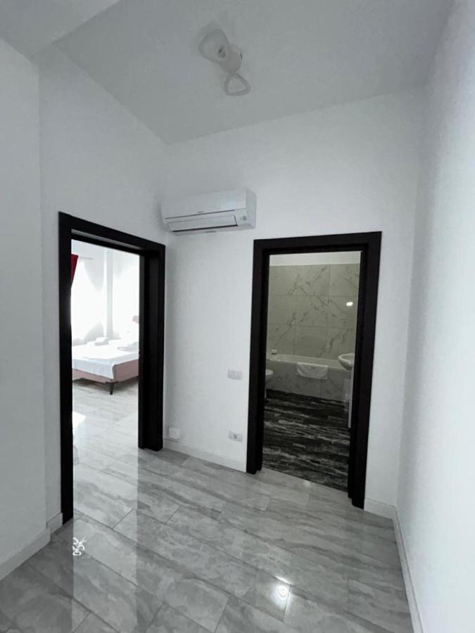 Marvellous Aparthotel With Master Apartments Σουκεάβα Εξωτερικό φωτογραφία