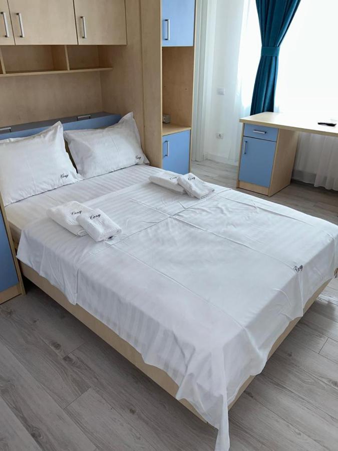 Marvellous Aparthotel With Master Apartments Σουκεάβα Εξωτερικό φωτογραφία
