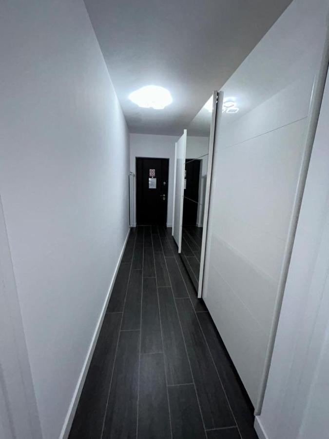 Marvellous Aparthotel With Master Apartments Σουκεάβα Εξωτερικό φωτογραφία
